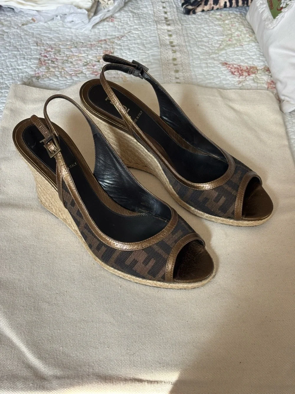 Fendi Women's Espadrille Peep-Toe Slingback Sandals 37.5 - Picture 3 of 8